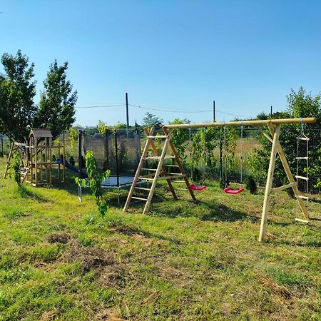 Vila Karen Năvodari Екстериор снимка